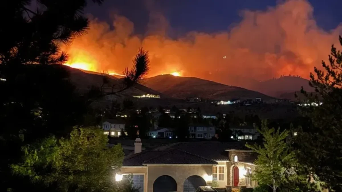 Nevada’da orman yangını: 90 bin kişi için tahliye çağrısı