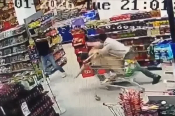 Markette korku dolu anlar! Markette korku dolu anlar!