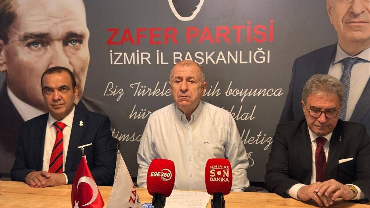 Ümit Özdağ İzmir’de! Ümit Özdağ İzmir’de!
