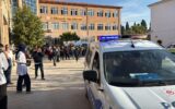 Manisa’da lise önünde silahlı saldırı: 2’si ağır 11 öğrenci yaralı! Manisa’da lise önünde silahlı saldırı: 2’si ağır 11 öğrenci yaralı!