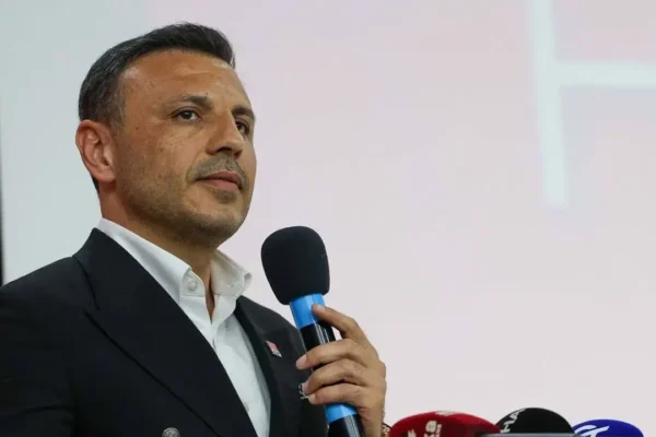 Yeni Parti İstanbul İl Başkanı Özgür Çelik hakkınd... Yeni Parti İstanbul İl Başkanı Özgür Çelik hakkınd...