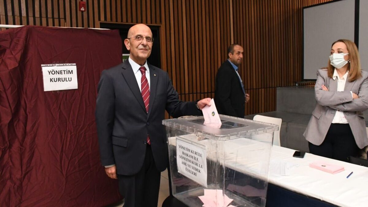 İTB’de zafer Tuncer’in! İTB’de zafer Tuncer’in!